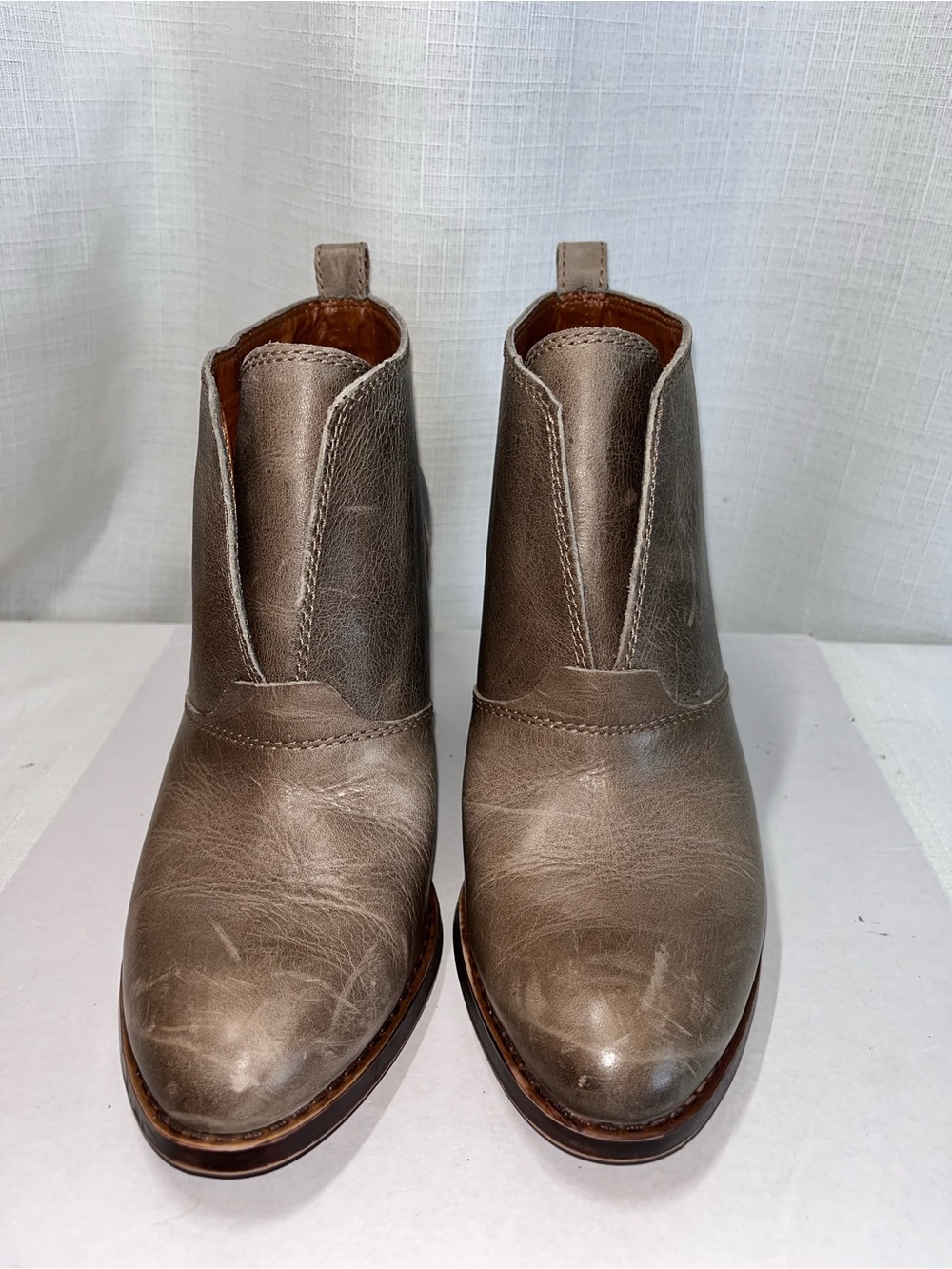 Lucky Brand Grey/Taupe Distressed Leather Ankle Booties Block Heel 8M